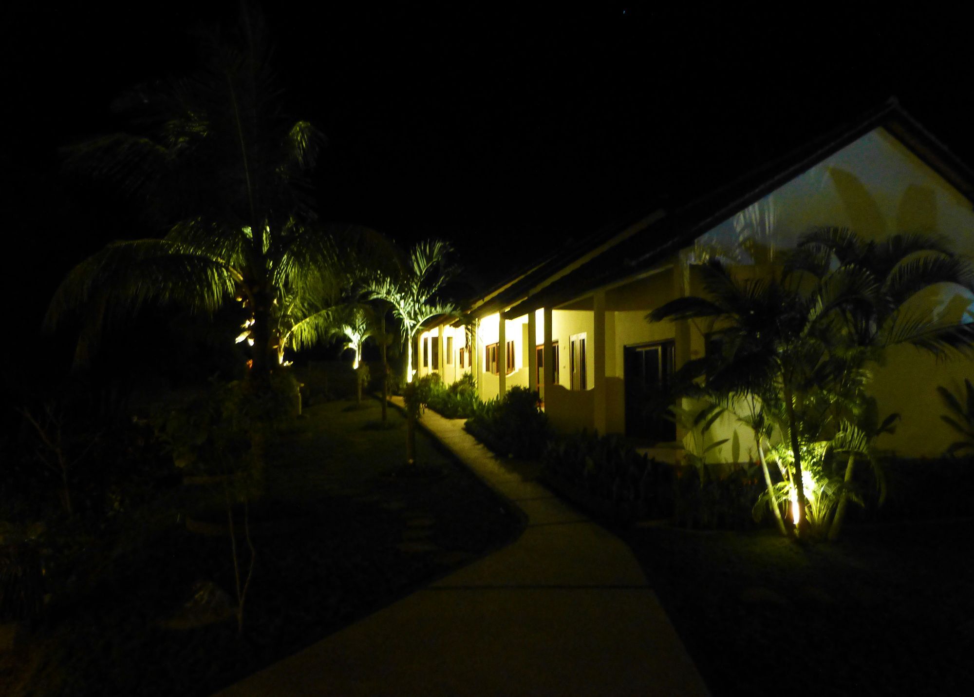 Ocean Sun Dive Resort Tulamben Exterior foto