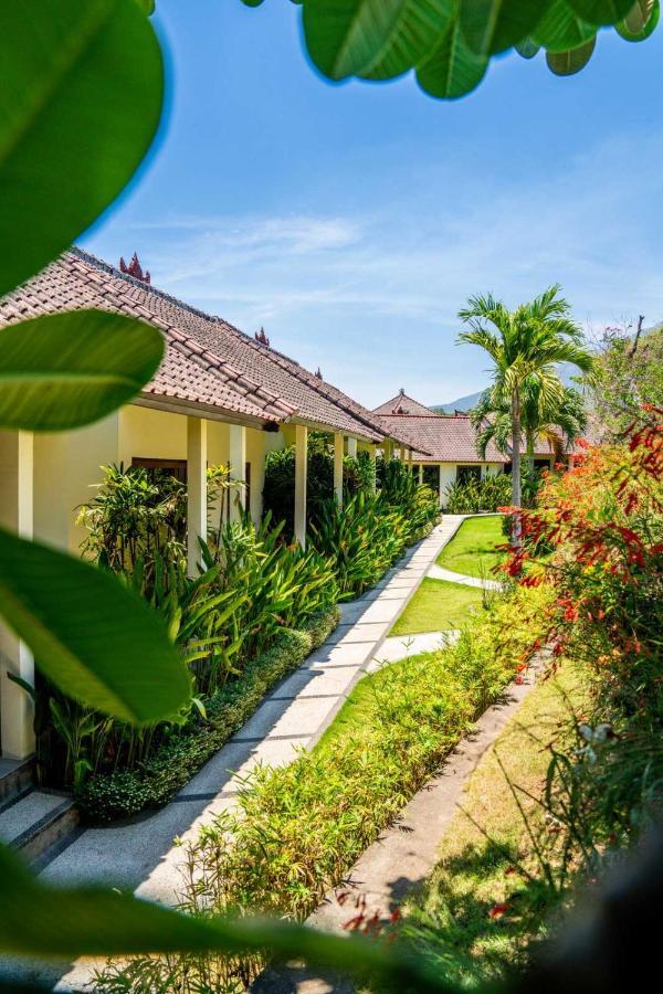 Ocean Sun Dive Resort Tulamben Exterior foto